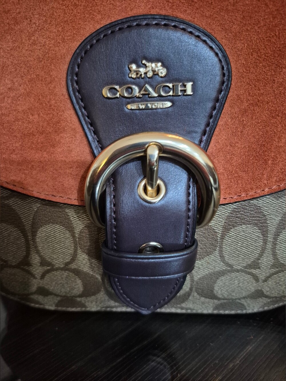 COACH Rust Suede Signature Canvas Crossbody/ Gold Trim. Like New! - Picture 2 of 10